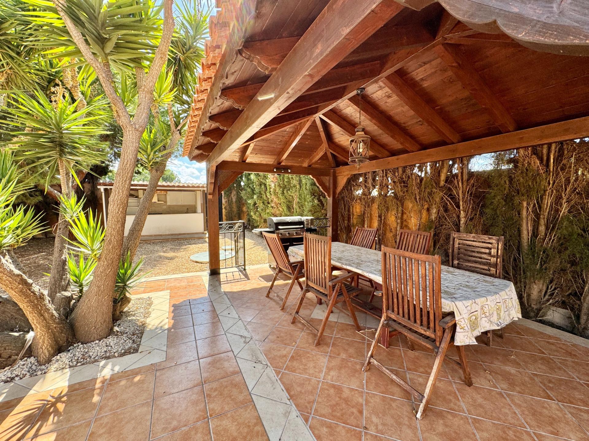 Dining area in villa for sale in Dolores
