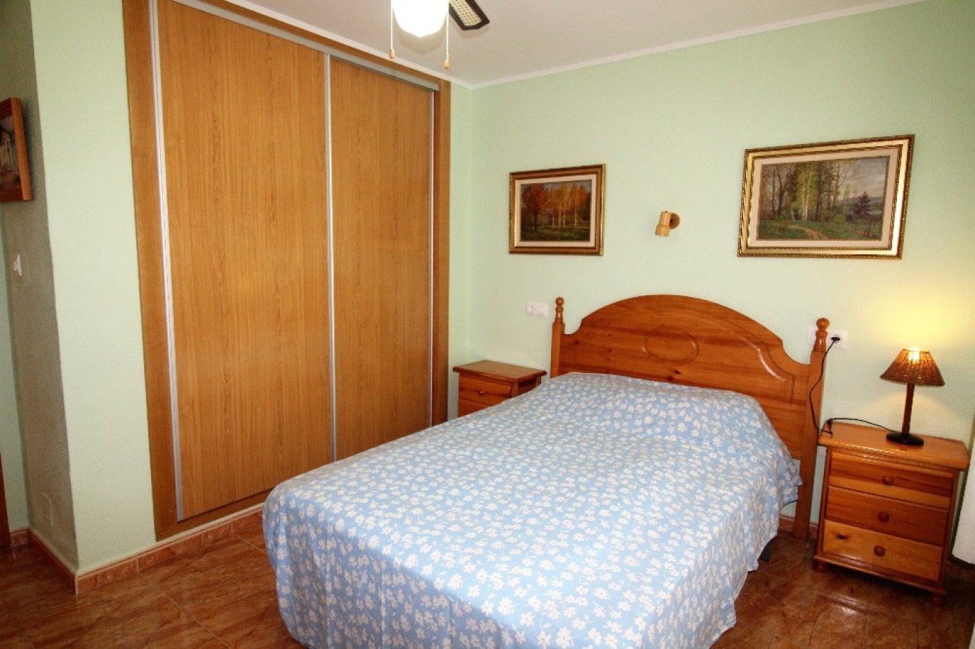 Bathroom in villa for sale in Torrevieja
