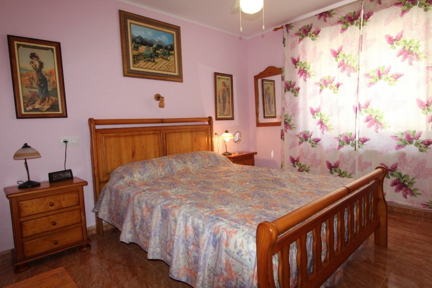 Dining area in villa for sale in Torrevieja