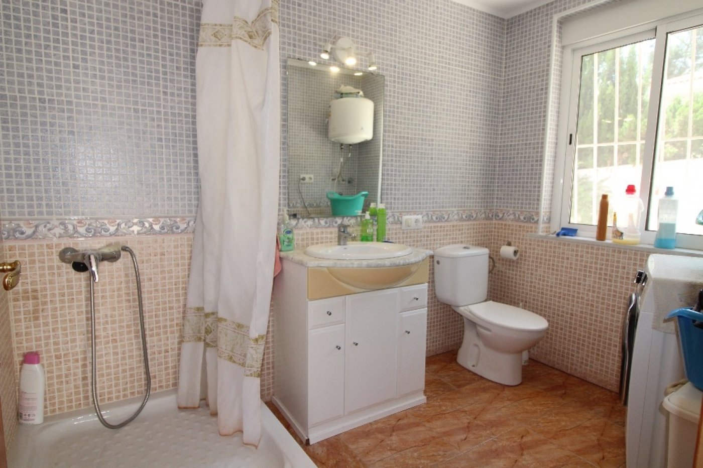 Pool area in villa for sale in Torrevieja