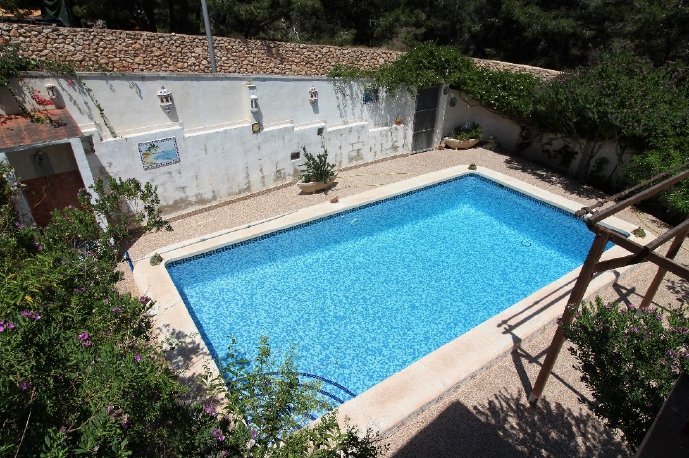Pool area in villa for sale in Torrevieja