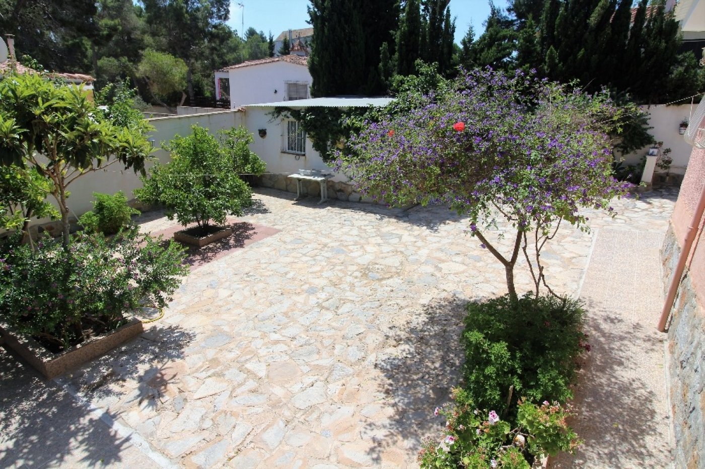 Dining area in villa for sale in Torrevieja