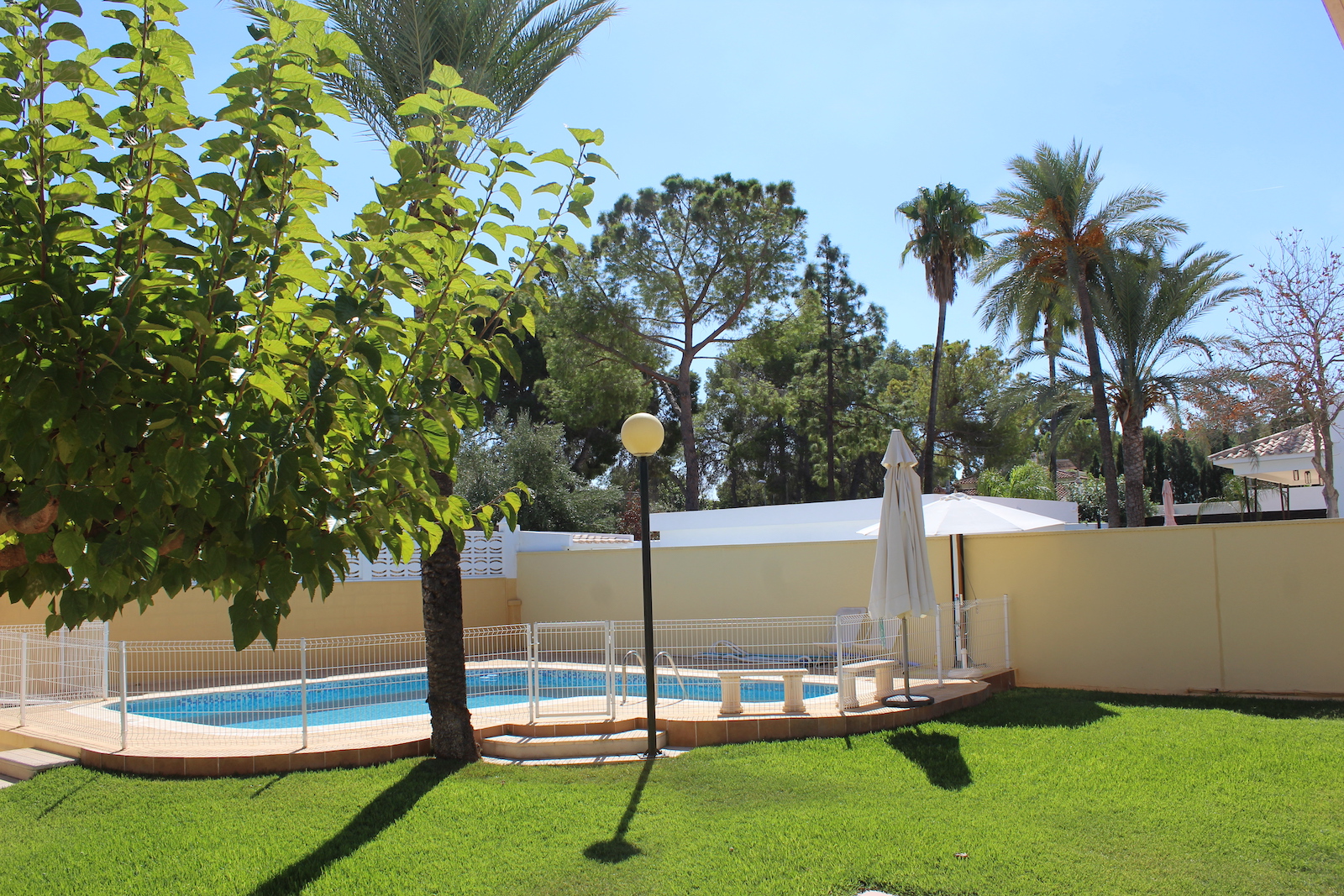 Bathroom in villa for sale in L'Eliana