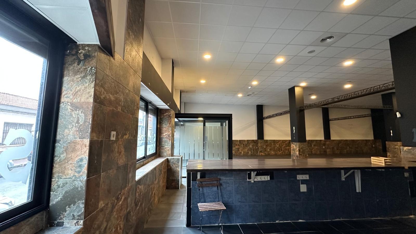 Dining area in commercial for sale in Torrevieja