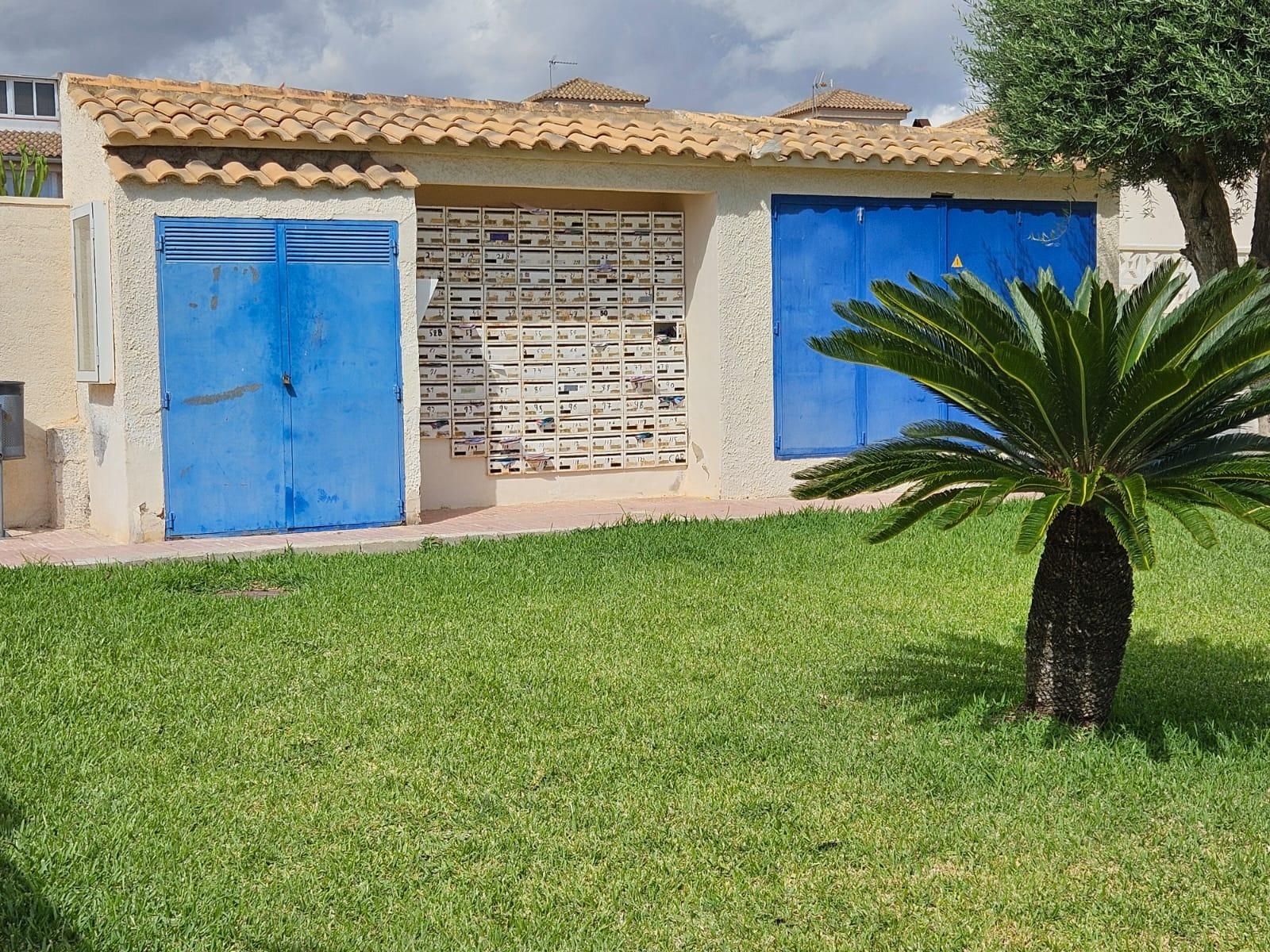 Pool area in terraced for sale in Torrevieja