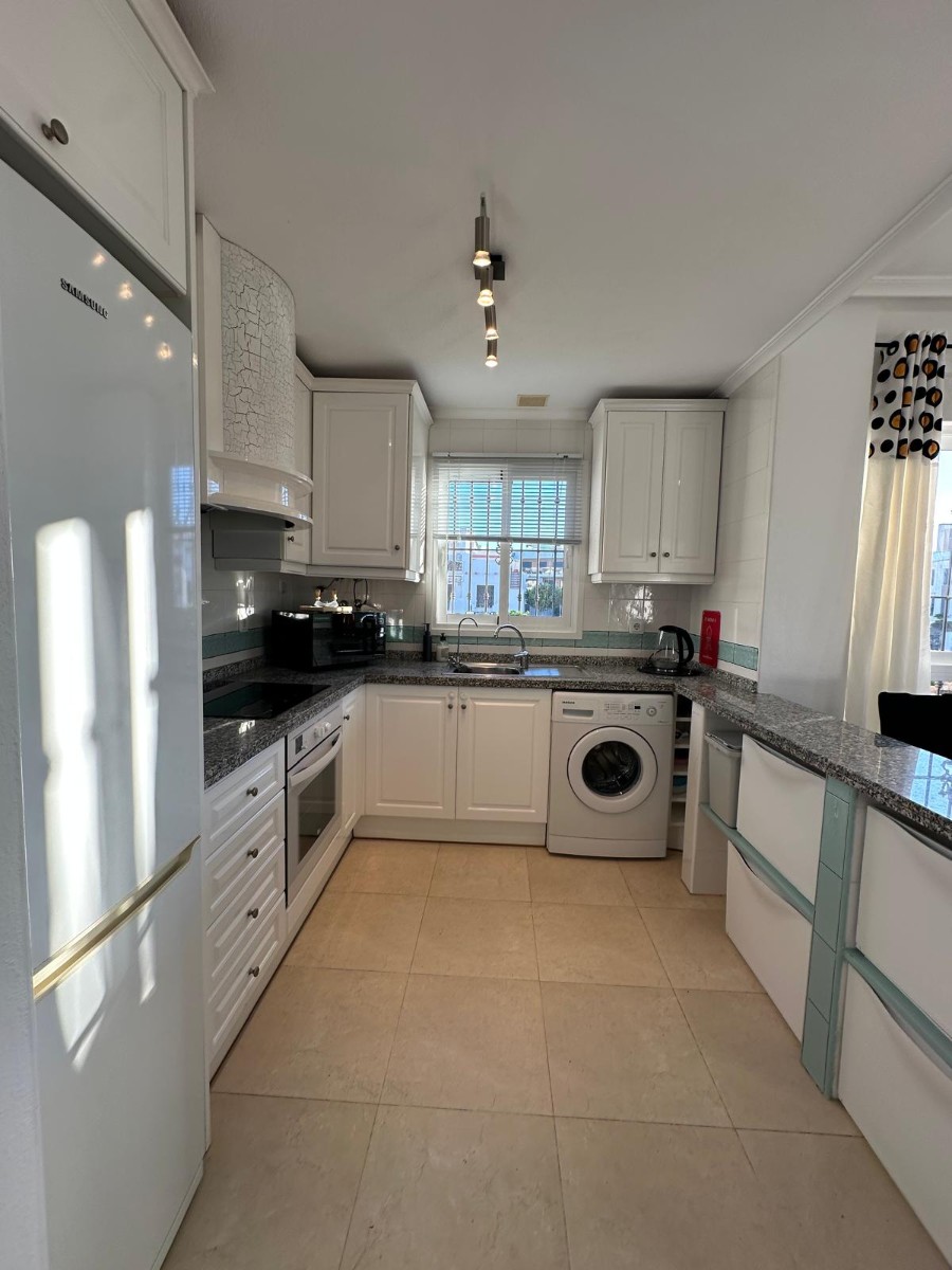 Bedroom in apartment for sale in Campoamor