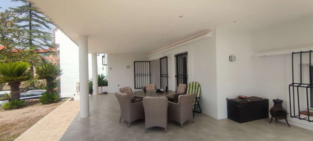 Master bedroom in commercial for sale in Ayora