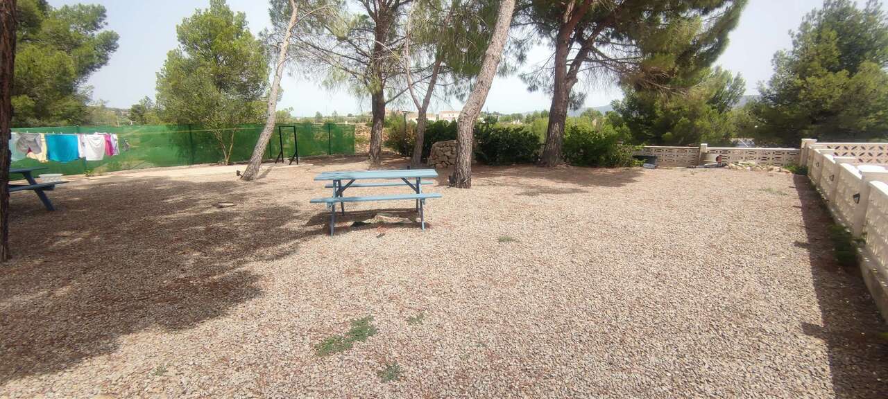 Kitchen in commercial for sale in Ayora