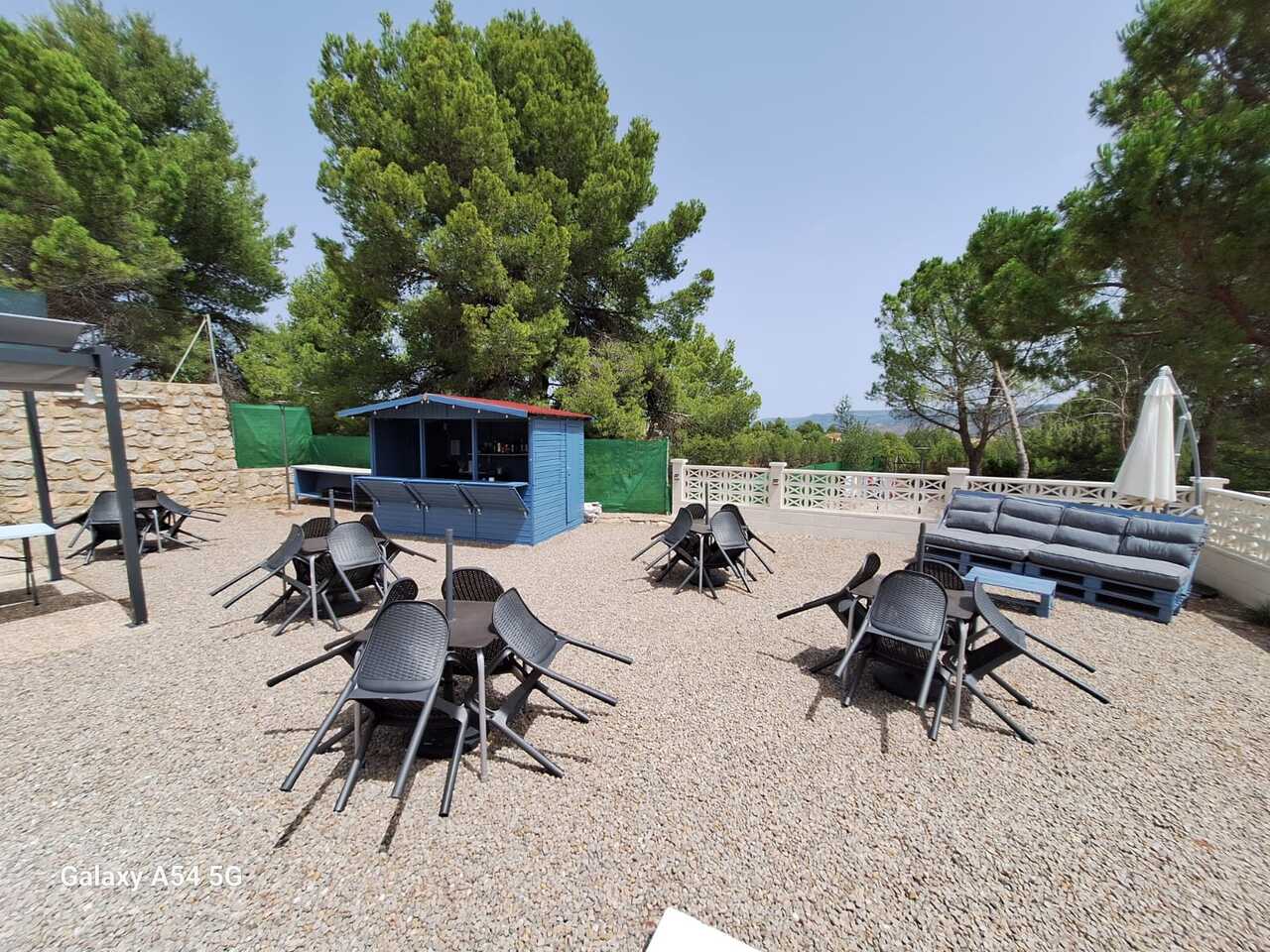 Garden in commercial for sale in Ayora