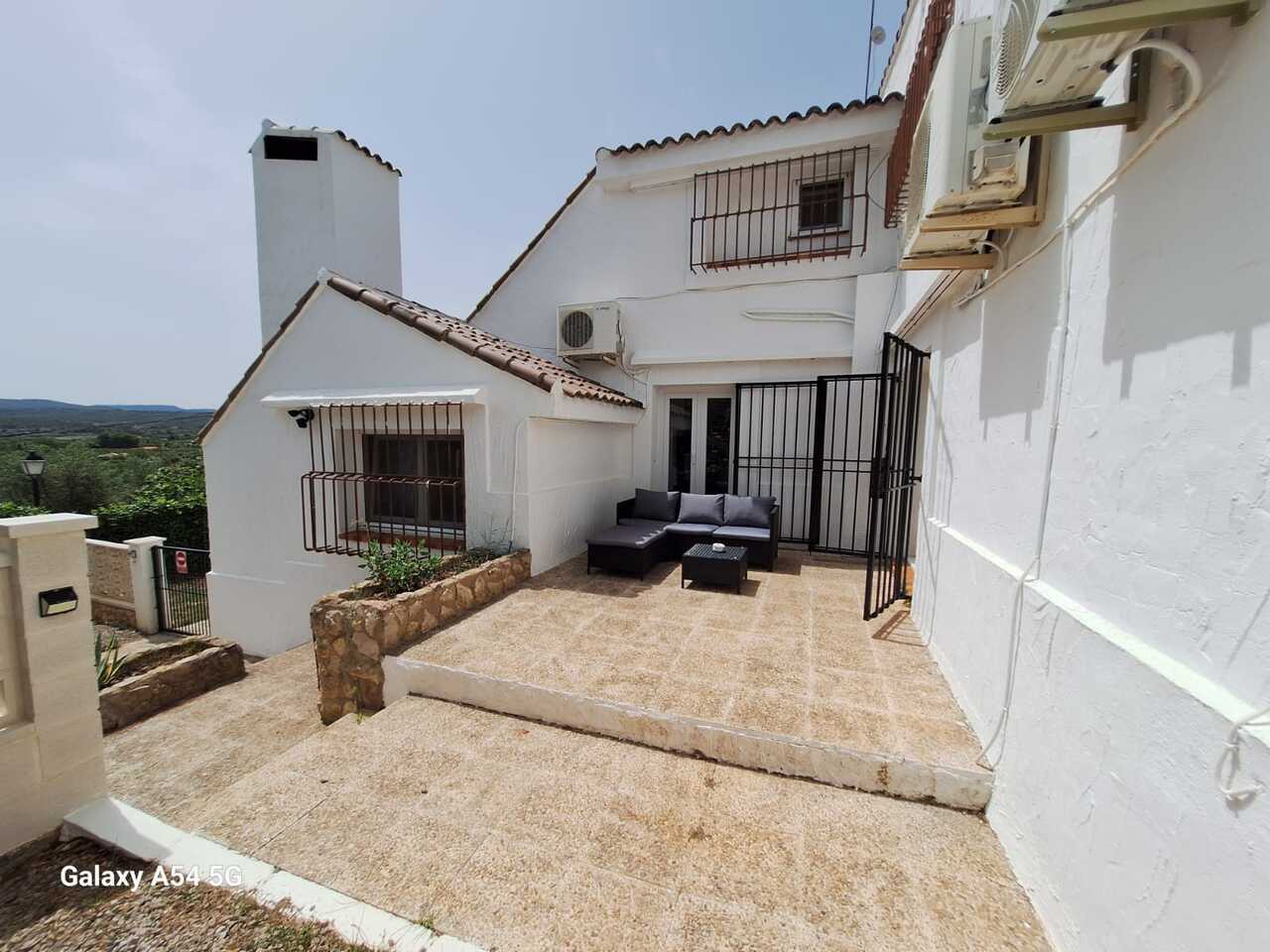 Dining area in commercial for sale in Ayora