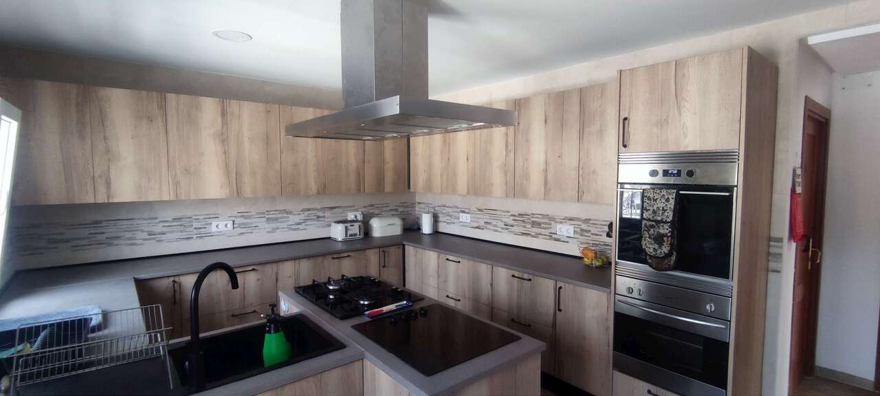 Master bedroom in commercial for sale in Ayora
