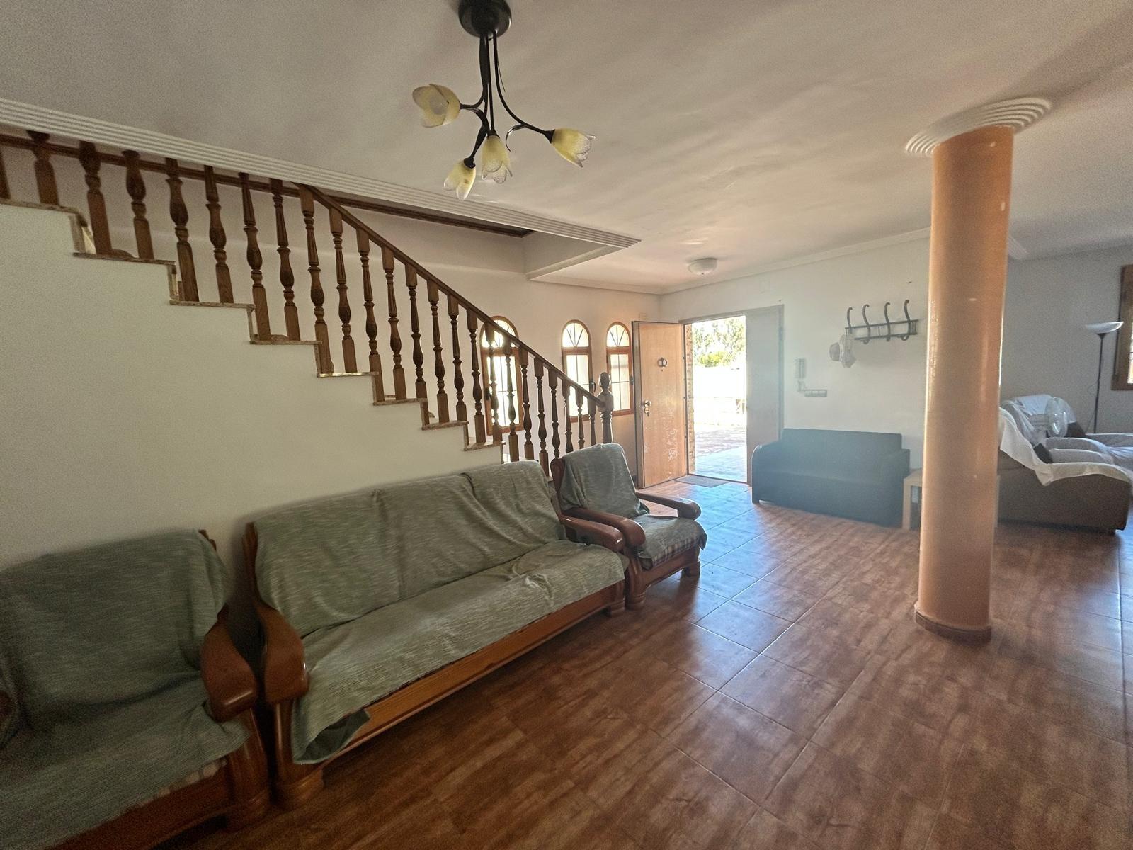 Living room in villa for sale in Los Alcazares