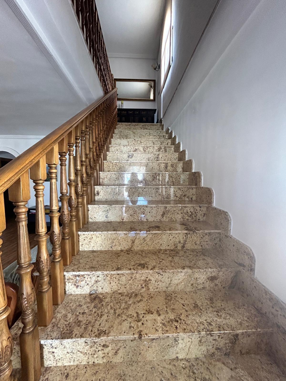 Master bedroom in villa for sale in Los Alcazares