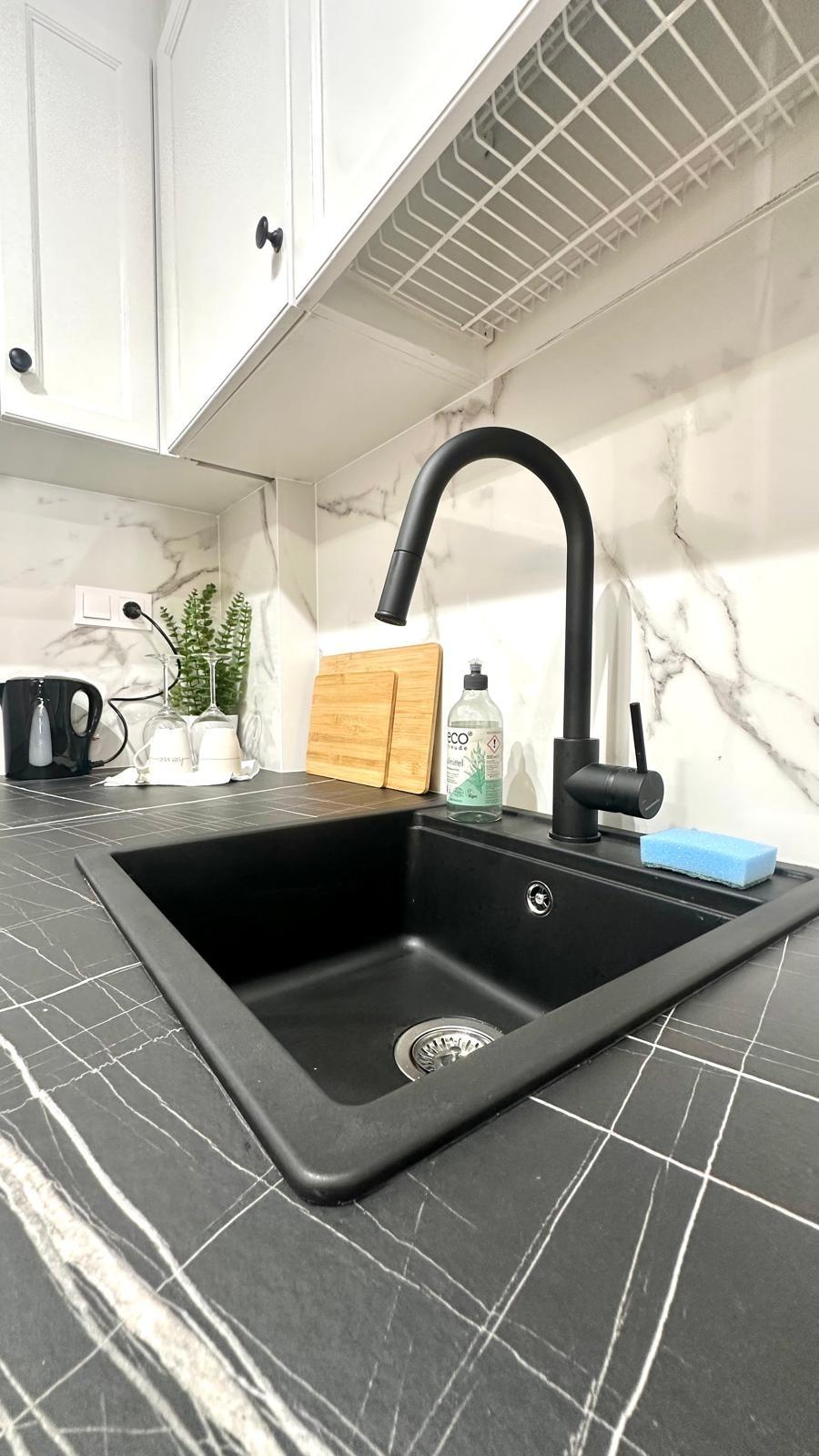 Bedroom in apartment for sale in Torrevieja
