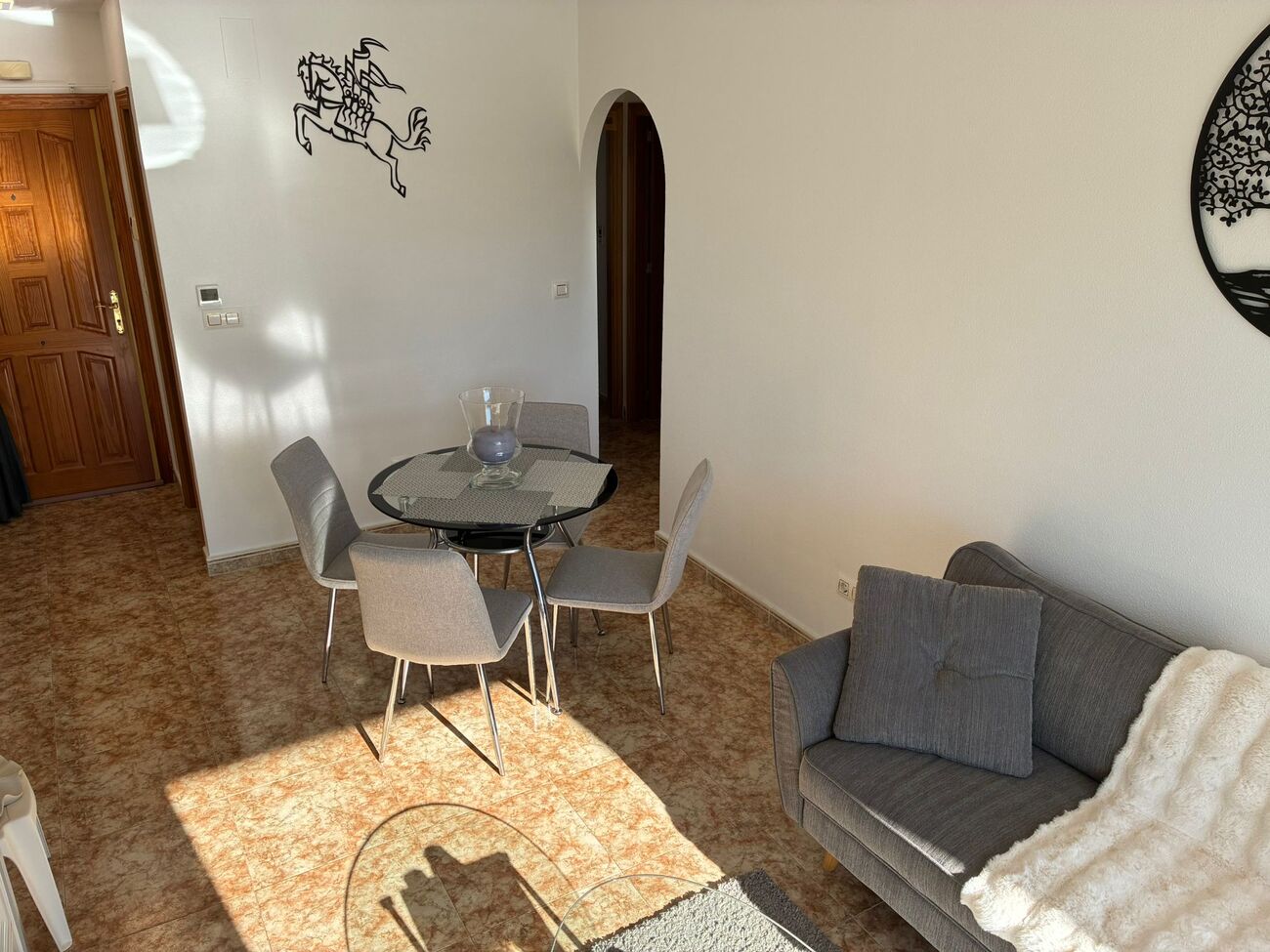 Master bedroom in apartment for sale in Punta Prima