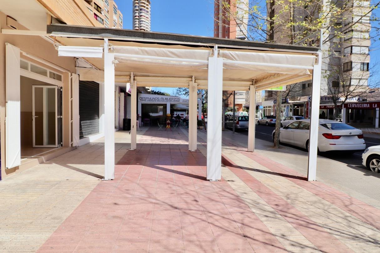 Kitchen in commercial for sale in Benidorm