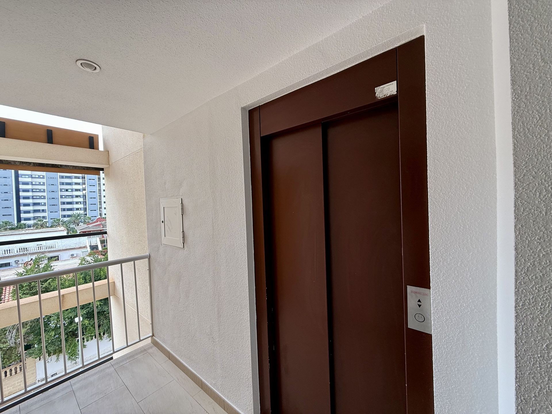 Master bedroom in apartment for sale in Torrevieja