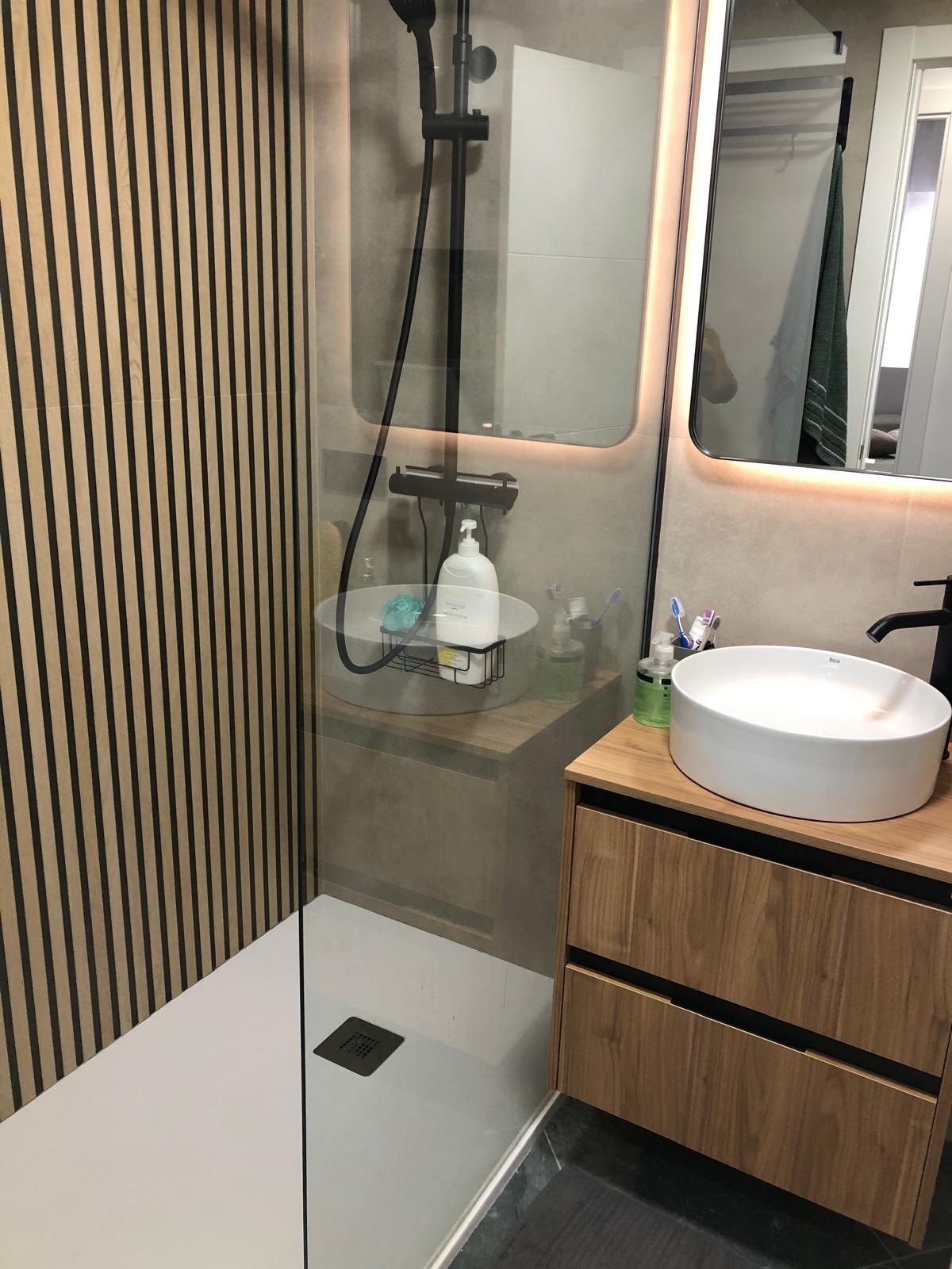 Bathroom in apartment for sale in Torrevieja