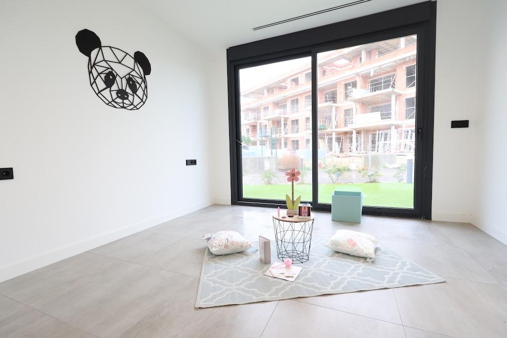 Dining area in villa for sale in Los Alcazares