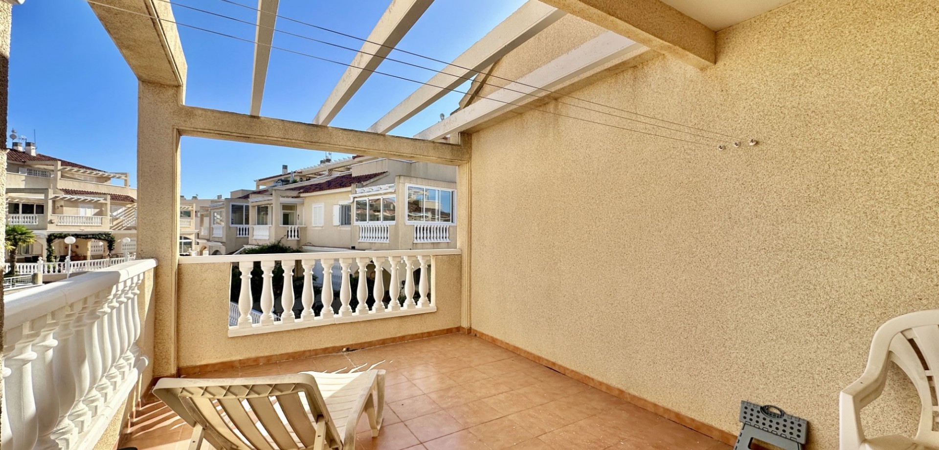 Bedroom in duplex for sale in Orihuela Costa