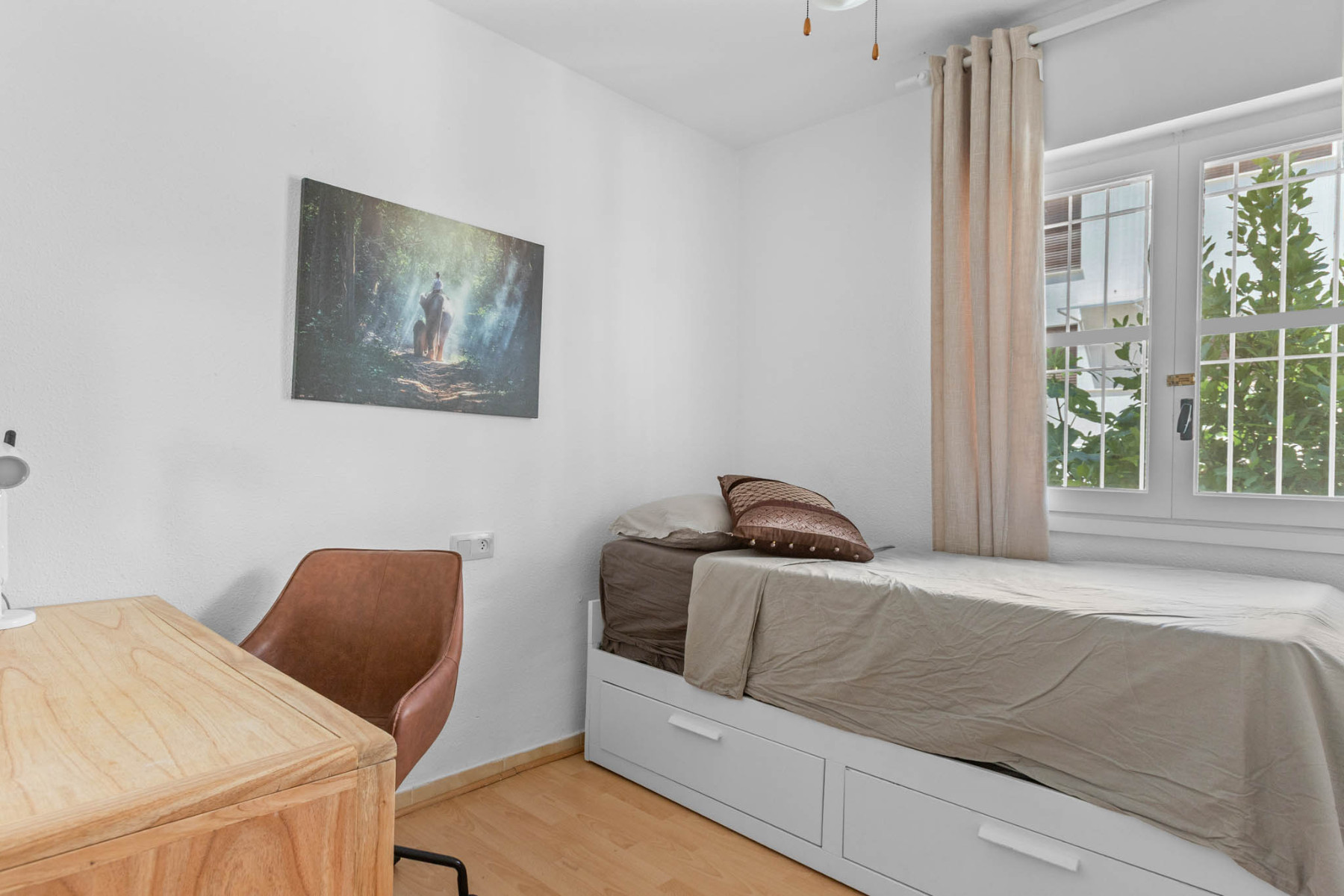 Master bedroom in bungalow for sale in Torrevieja