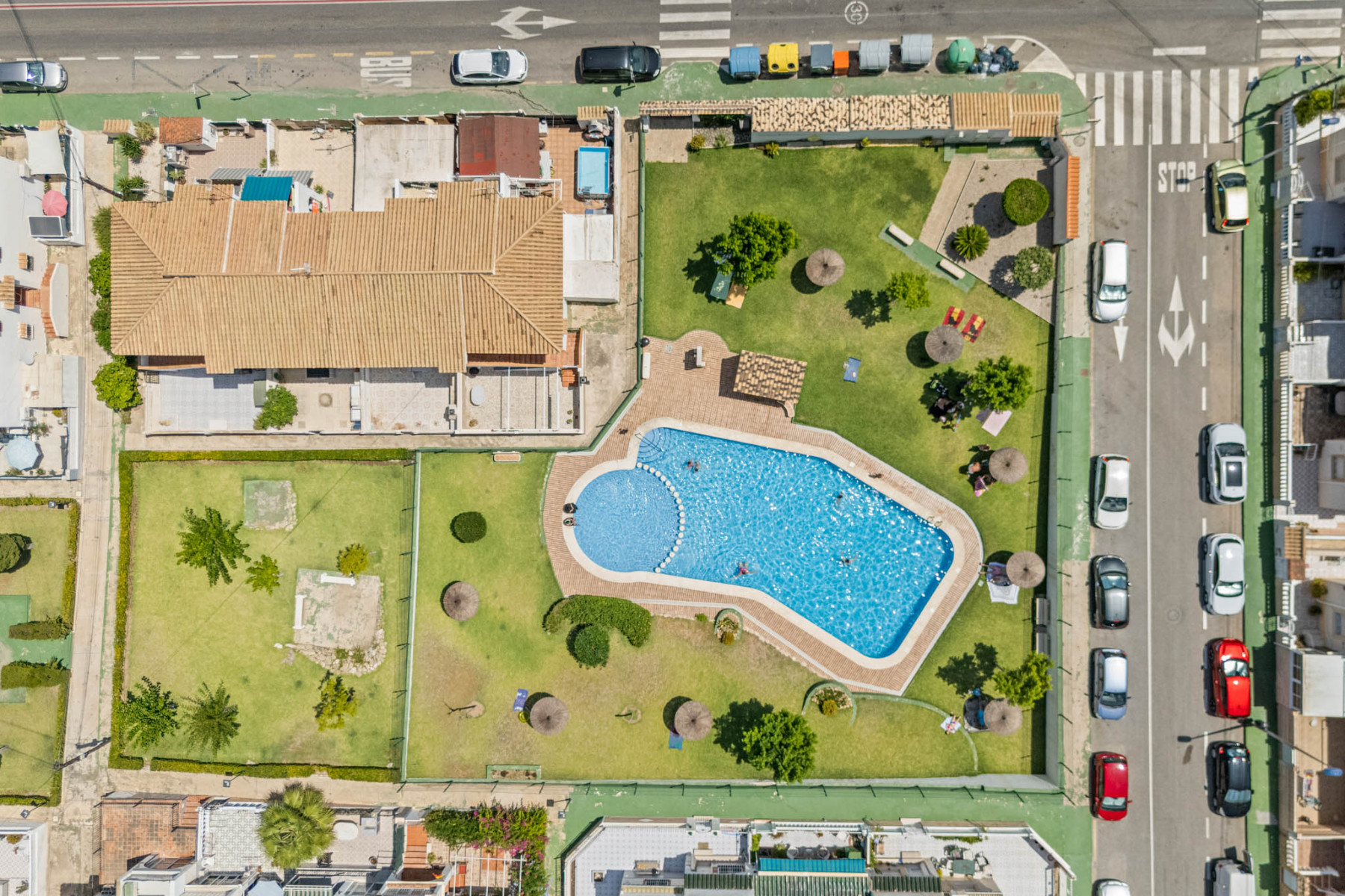 Garden in bungalow for sale in Torrevieja