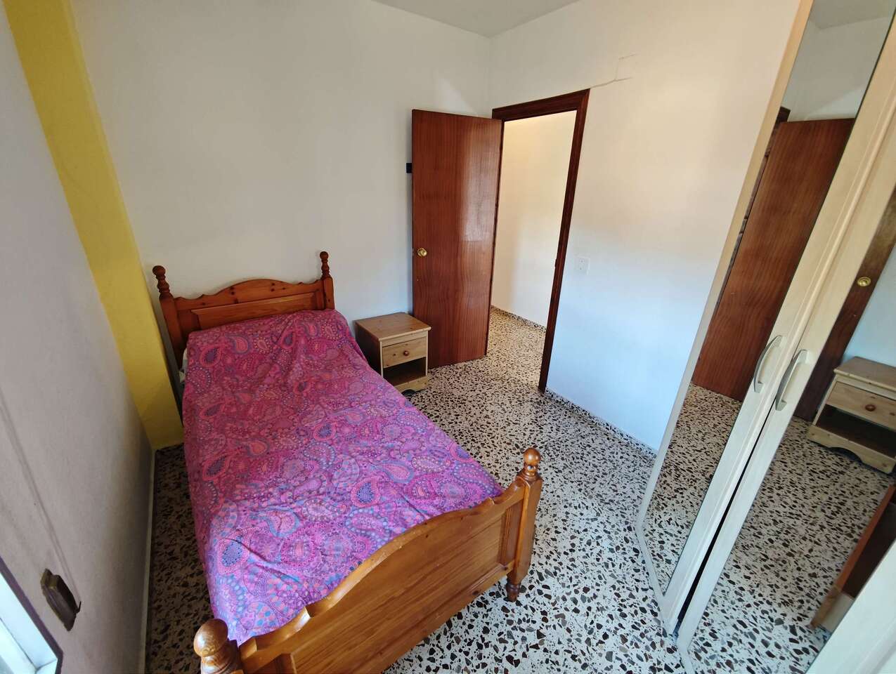 Bathroom in apartment for sale in Salinas
