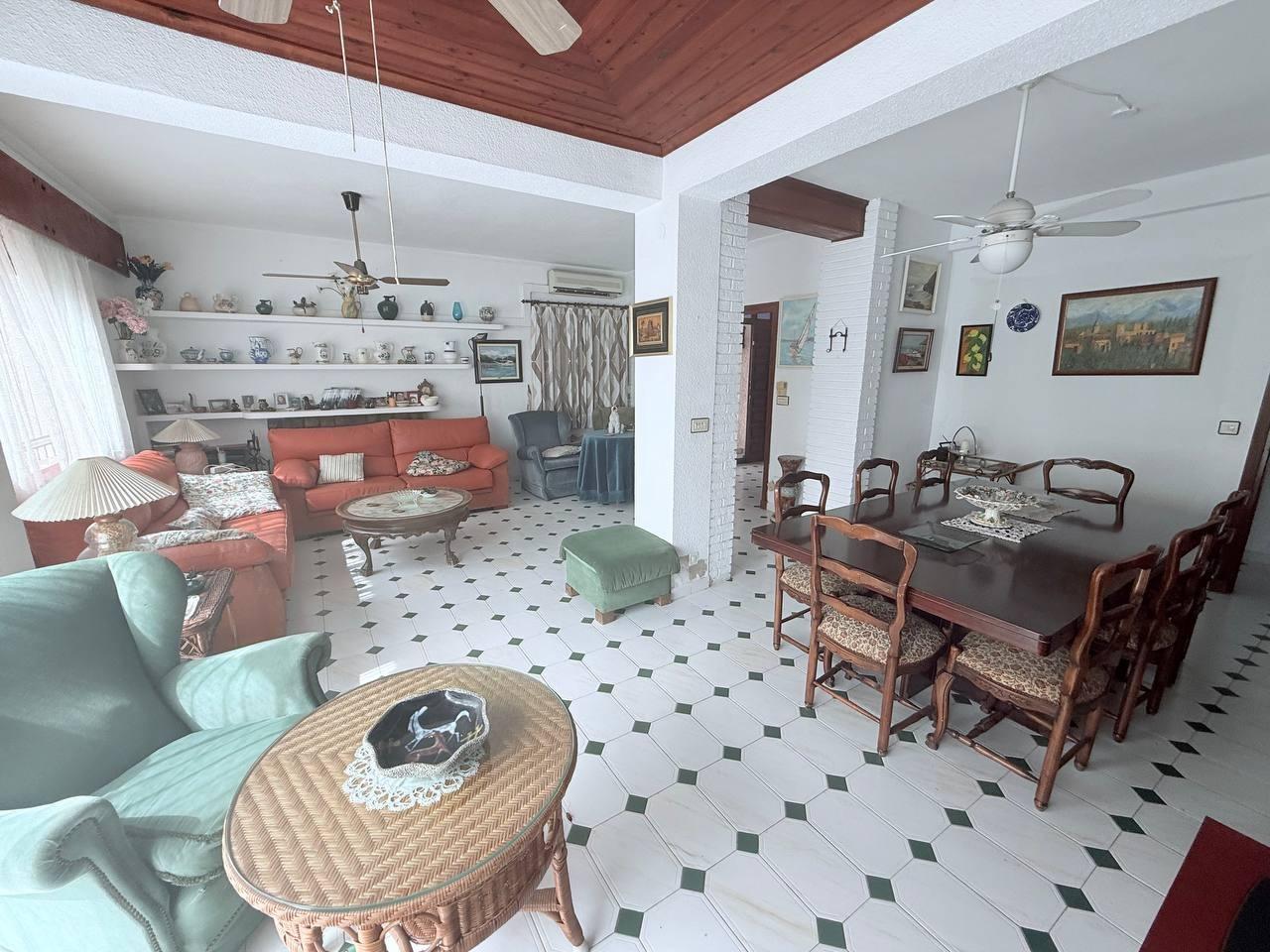 Exterior view in villa for sale in Orihuela Costa
