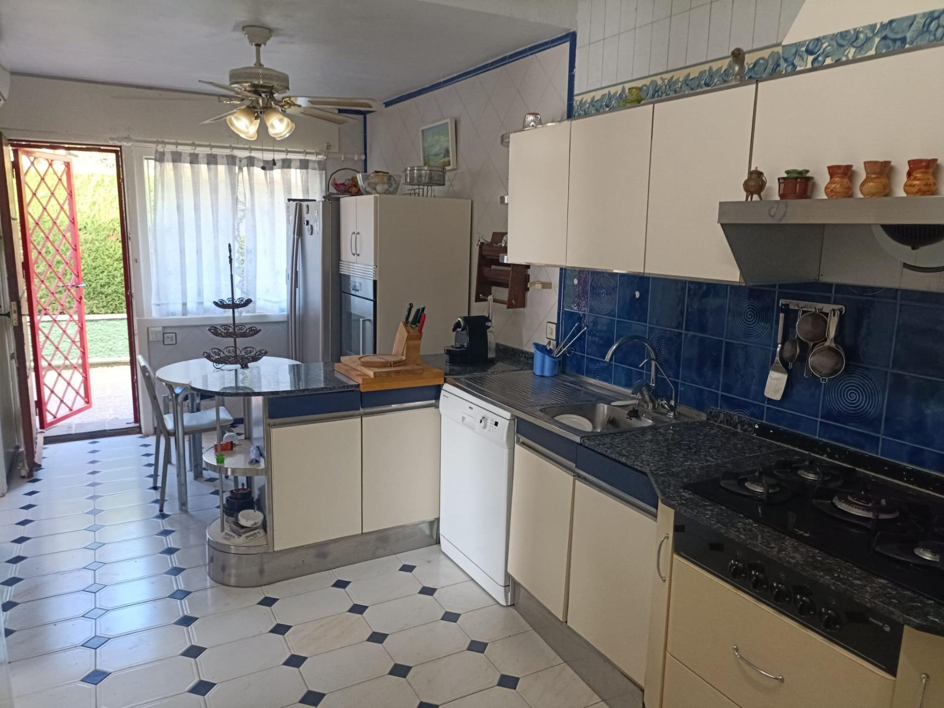Kitchen in villa for sale in Orihuela Costa
