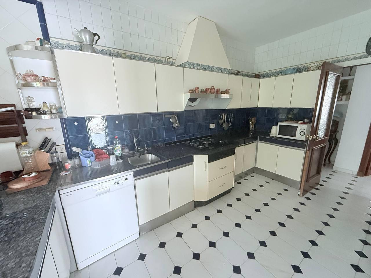 Master bedroom in villa for sale in Orihuela Costa
