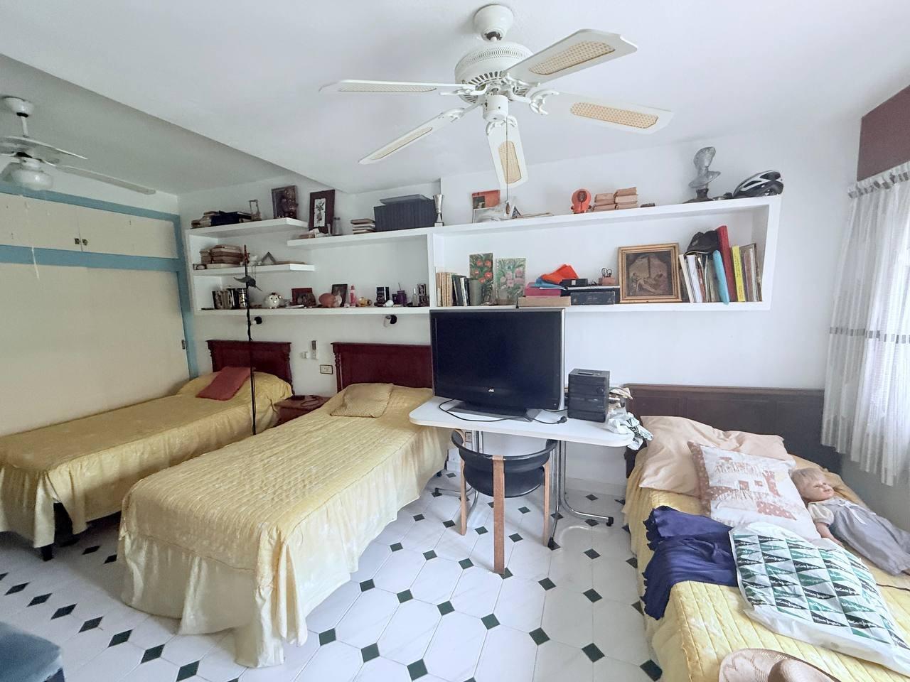 Dining area in villa for sale in Orihuela Costa