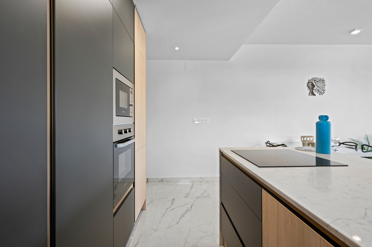 Master bedroom in apartment for sale in Villamartin