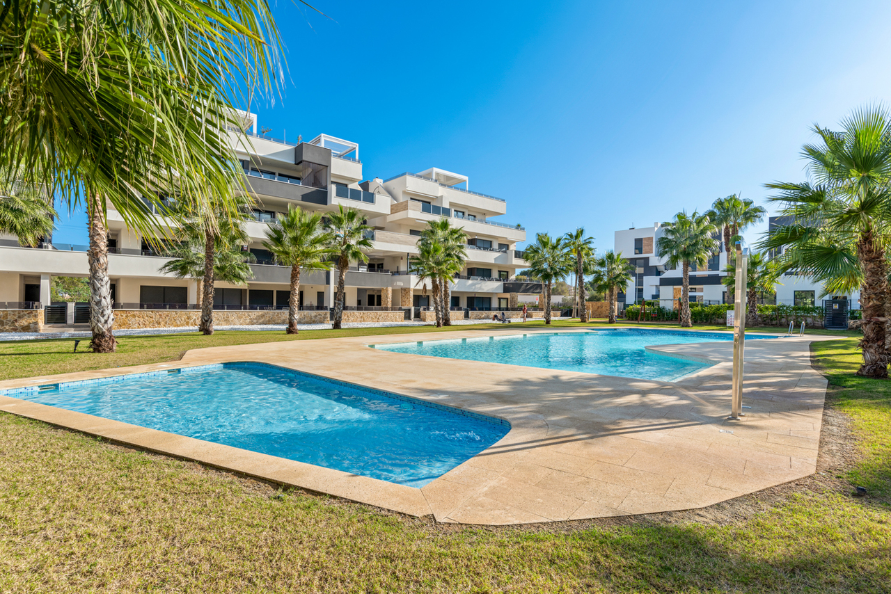 Bathroom in apartment for sale in Villamartin