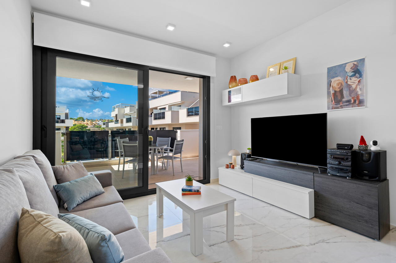 Garden in apartment for sale in Villamartin