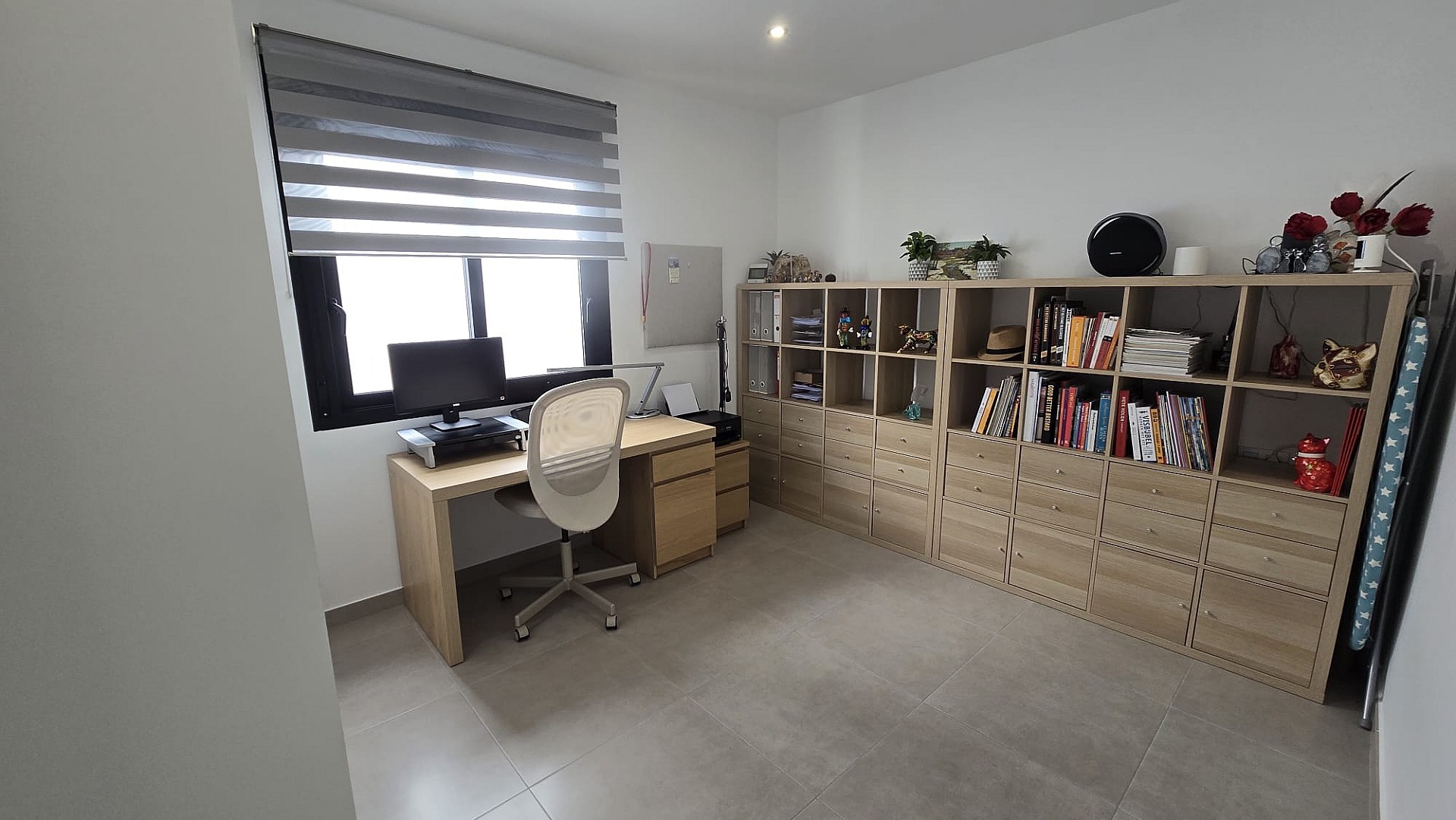 Bathroom in villa for sale in San Pedro del Pinatar