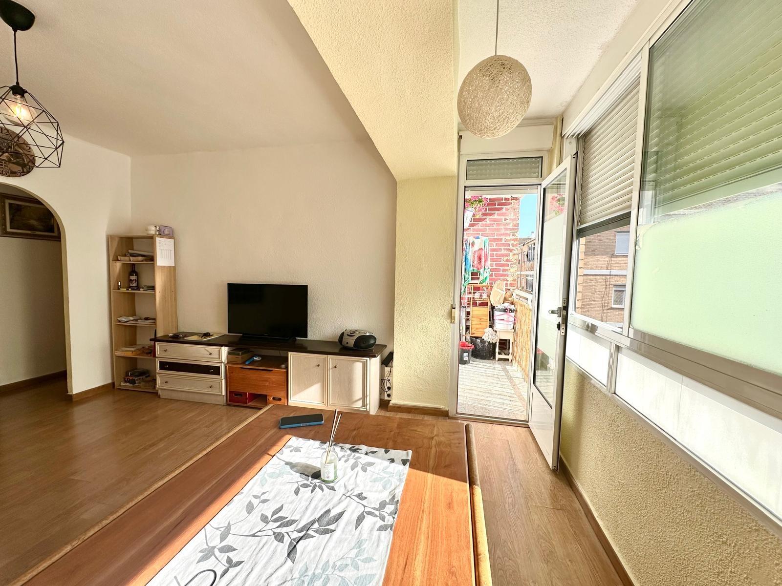 Spacious and bright third-floor apartment, ideal for enjoying the coast all year round 🌟 This fanta