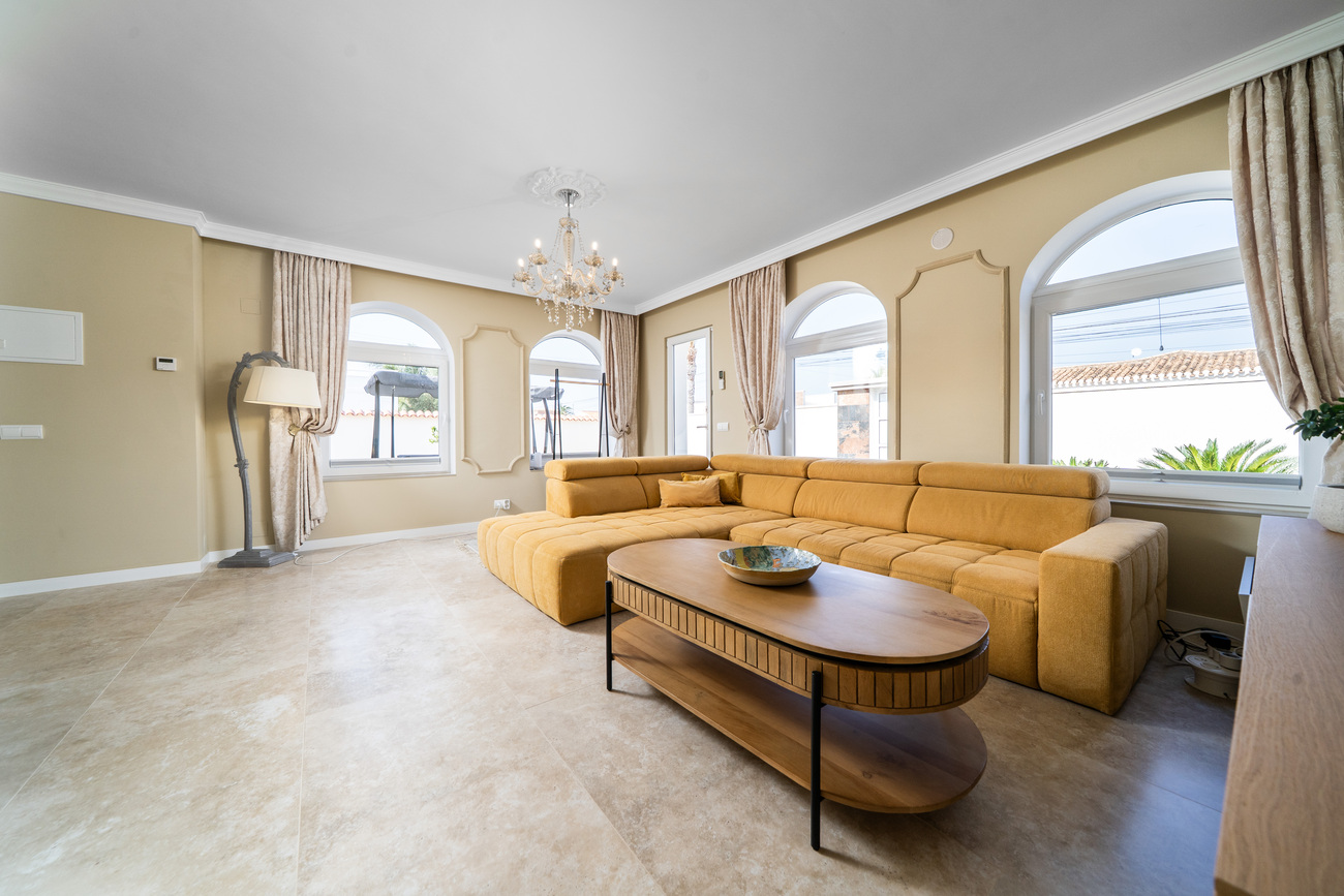 Garden in villa for sale in Torrevieja