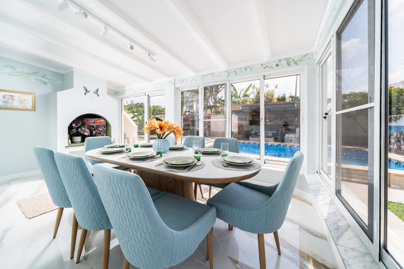 Terrace in villa for sale in Torrevieja