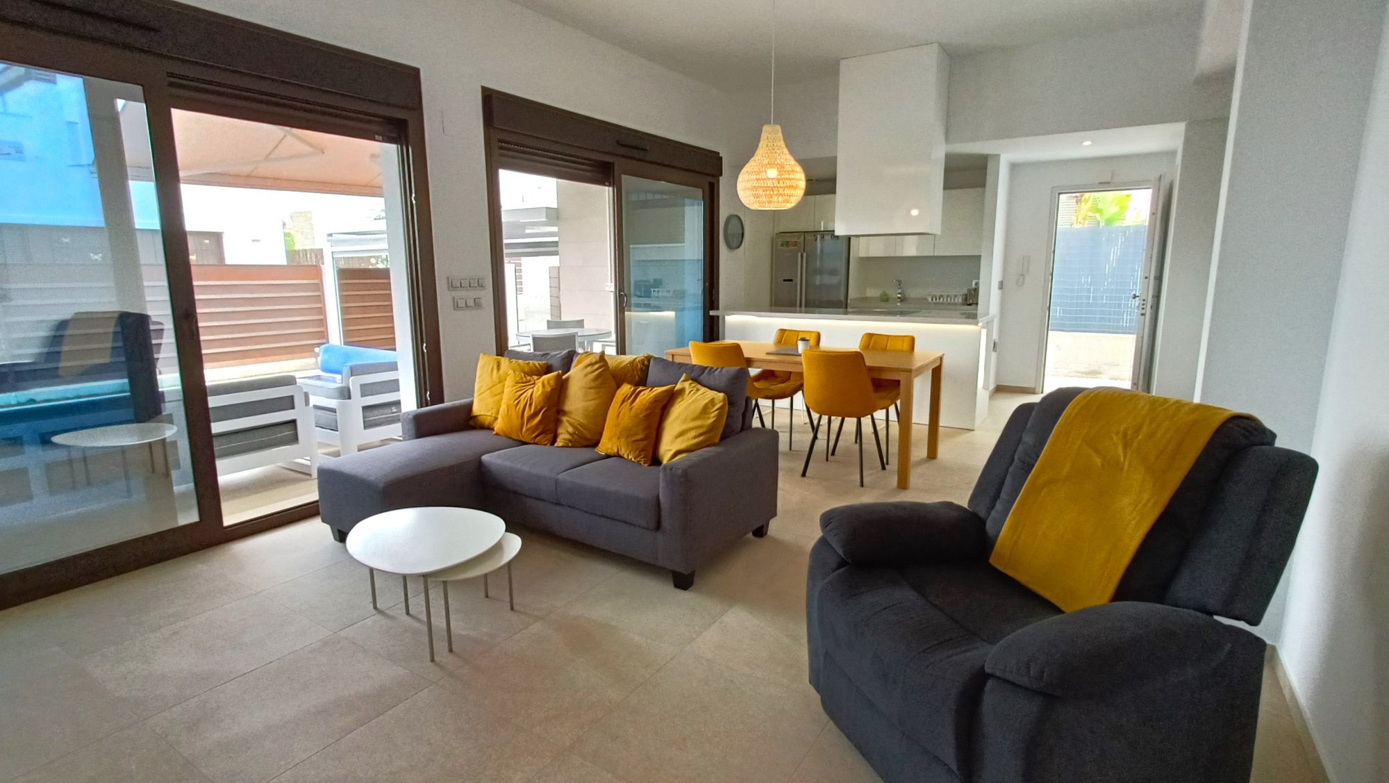 Exterior view in villa for sale in Vistabella Golf Entre Naranjos