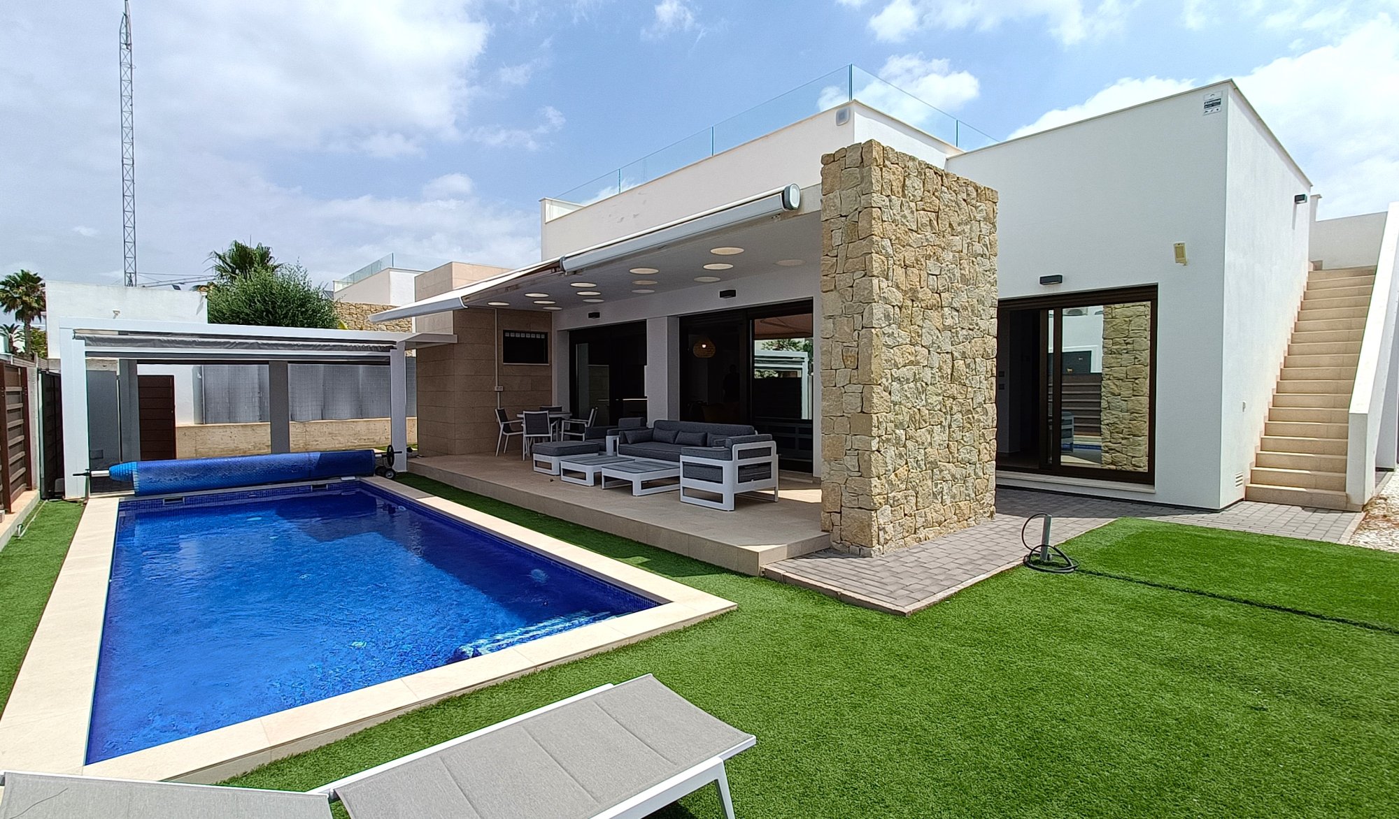 Garden in villa for sale in Vistabella Golf Entre Naranjos