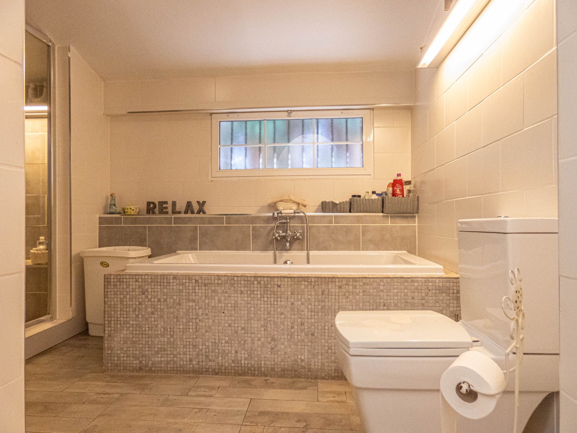 Master bedroom in villa for sale in Heredades