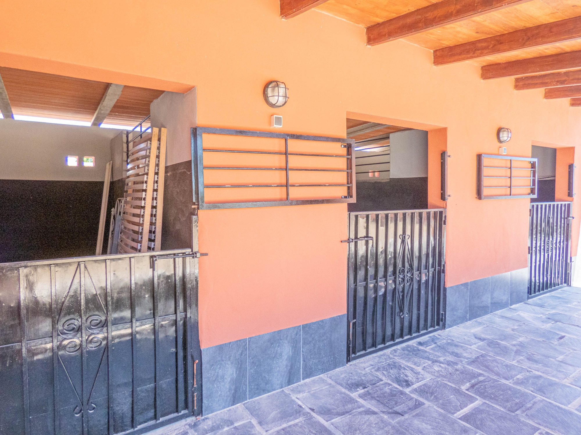 Living room in villa for sale in Heredades