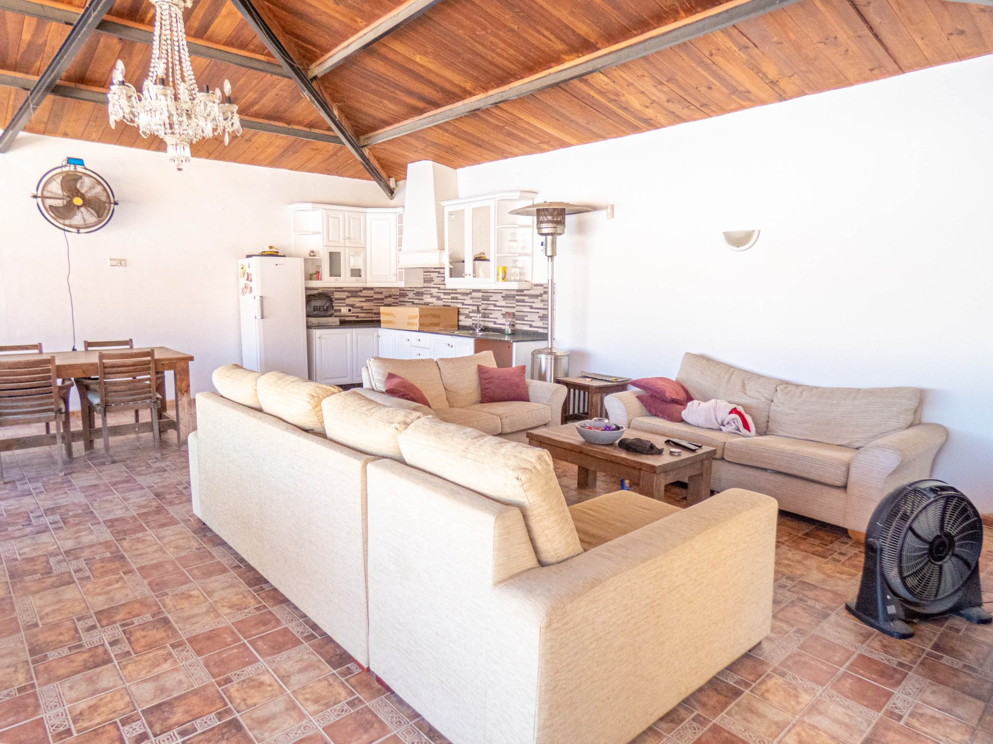 Garden in villa for sale in Heredades