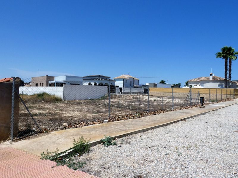 Pool area in land for sale in La Marina