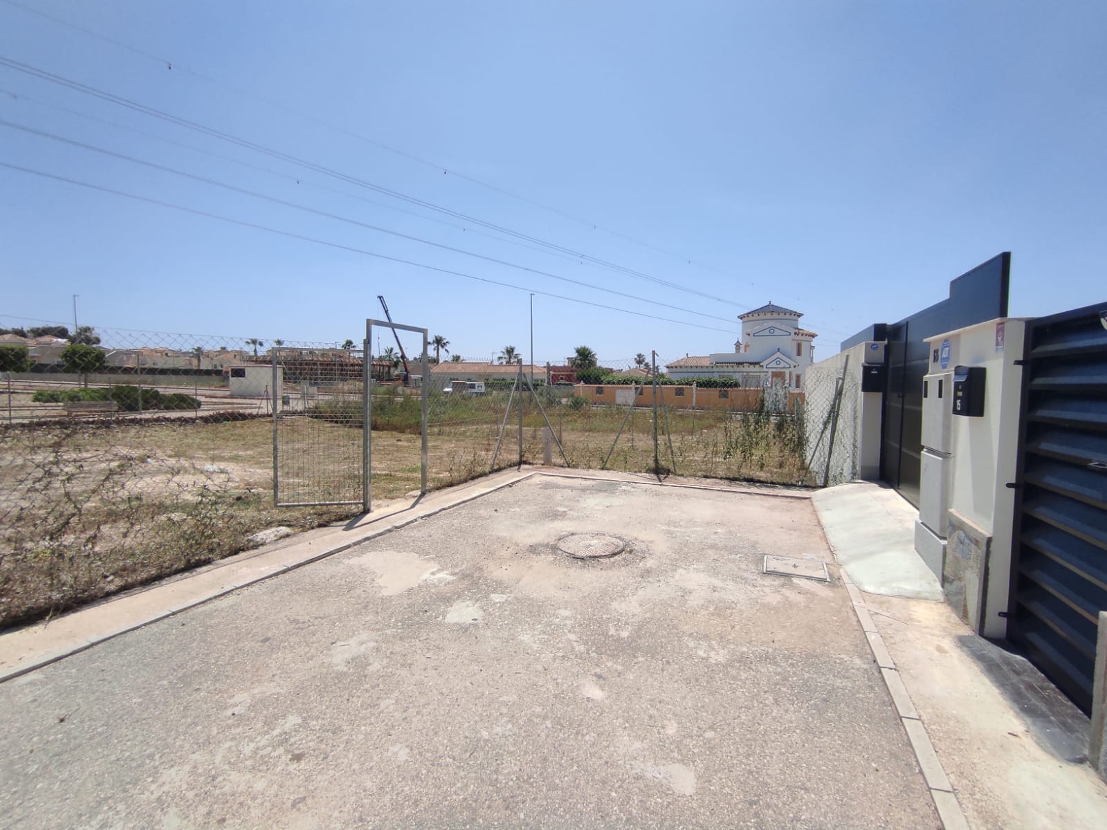 Garden in land for sale in La Marina