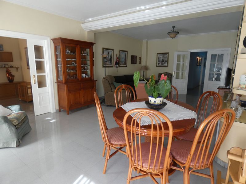 Bathroom in villa for sale in Almoradi