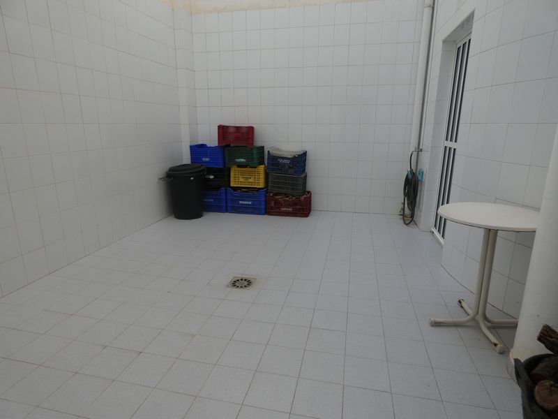 Garden in villa for sale in Almoradi
