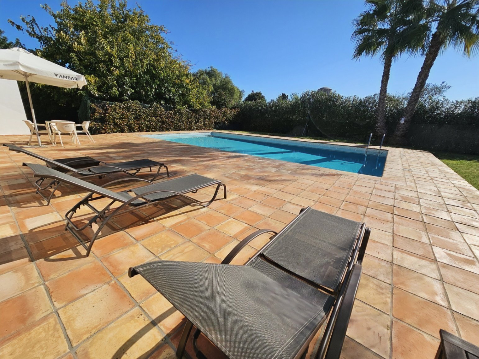 Garden in villa for sale in Ondara
