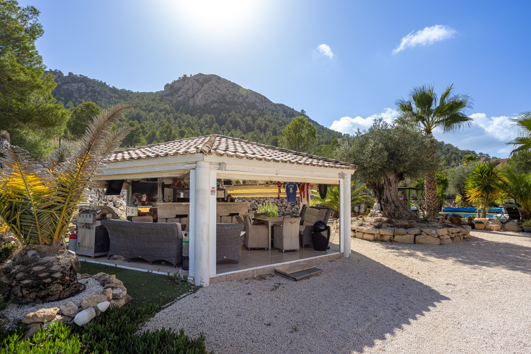 Master bedroom in villa for sale in La Zarza