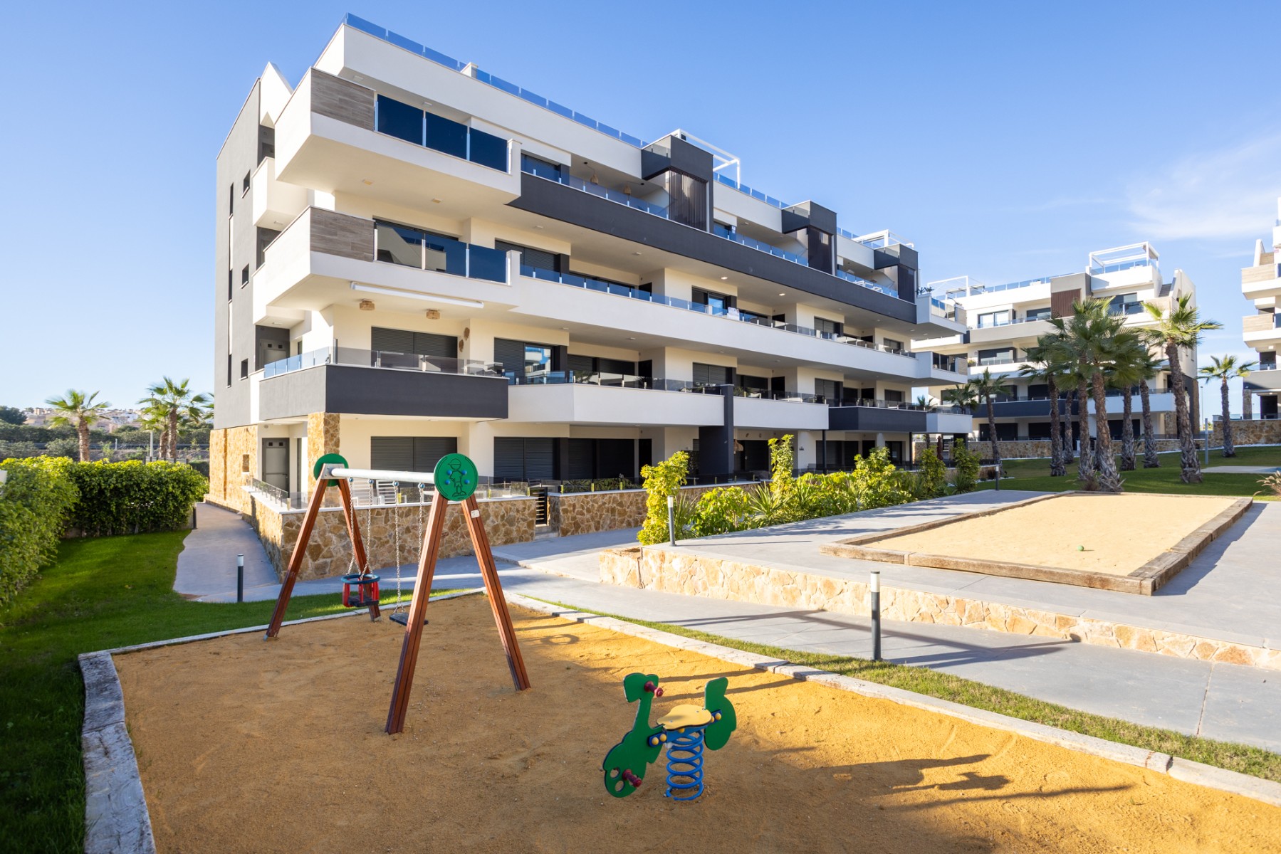 Kitchen in apartment for sale in Orihuela Costa